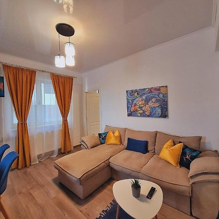 Apartament Gabrox Navodari Ngoại thất bức ảnh